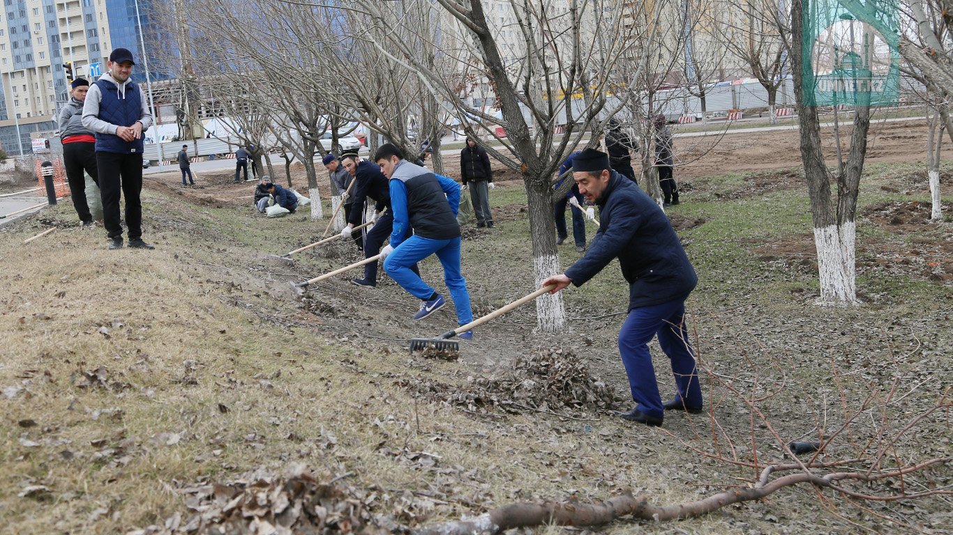 Жалпы қалалық сенбілікке Астана мешіттері де атсалысты (ФОТО)