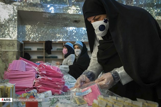 Производство масок организовали в знаменитой мечети Ирана
