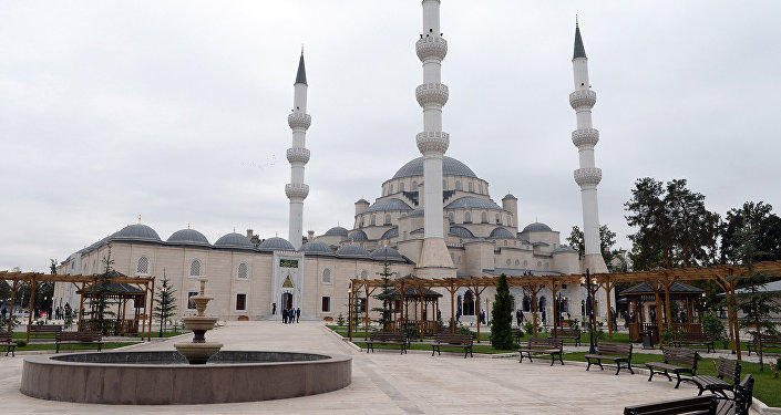 В Киргизии открываются мечети