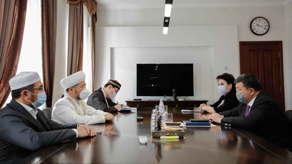Верховный муфтий встретился с акимом Атырауской области