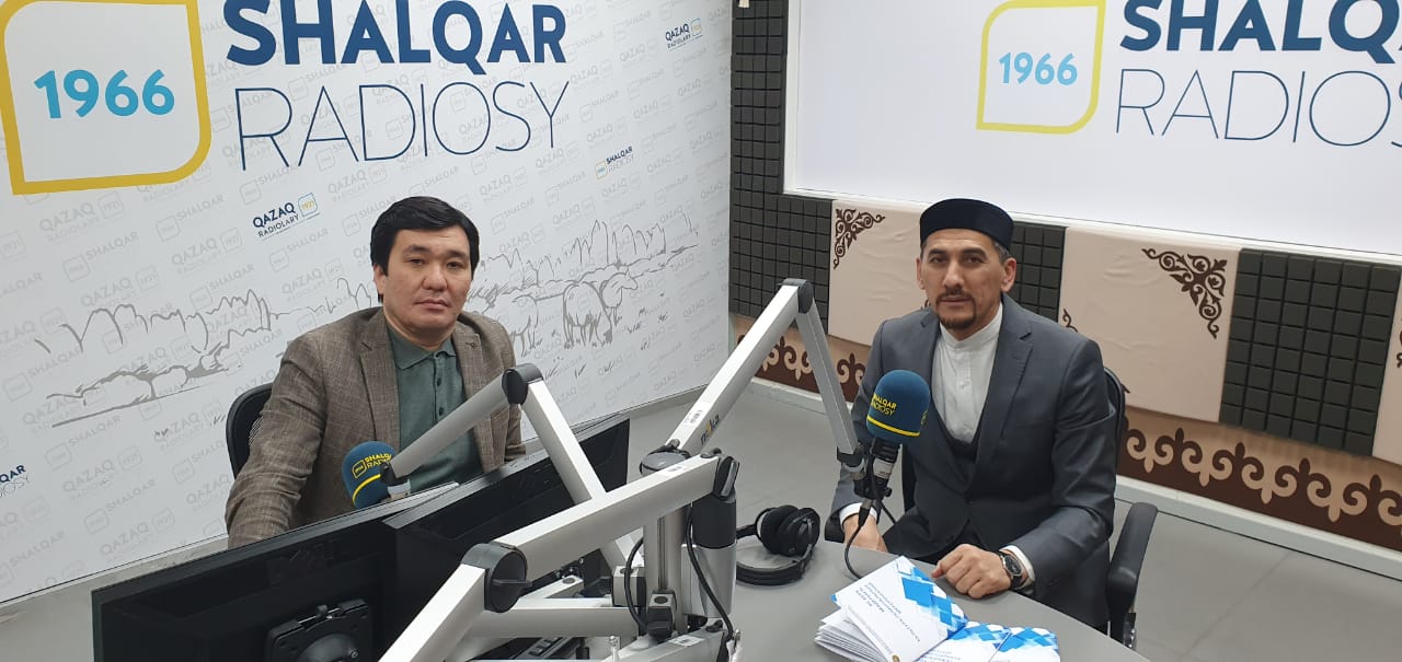 Батыржан Мансуров дал интервью для радио «Шалқар»