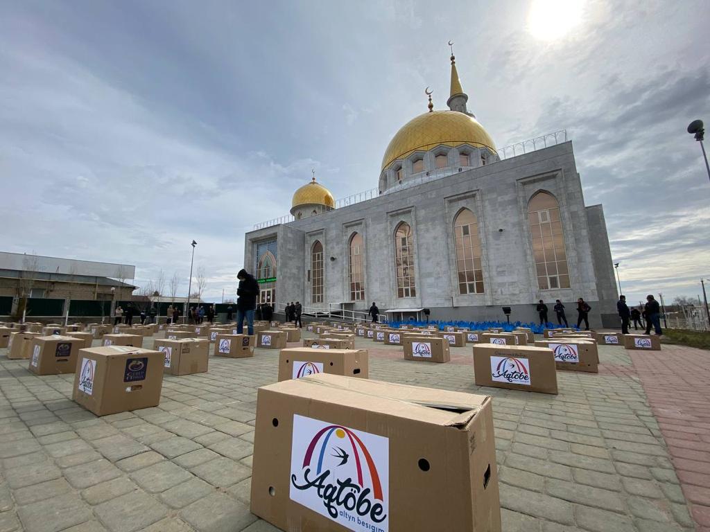 Ақтөбе: 200 отбасыға 4 тонна көмек берілді