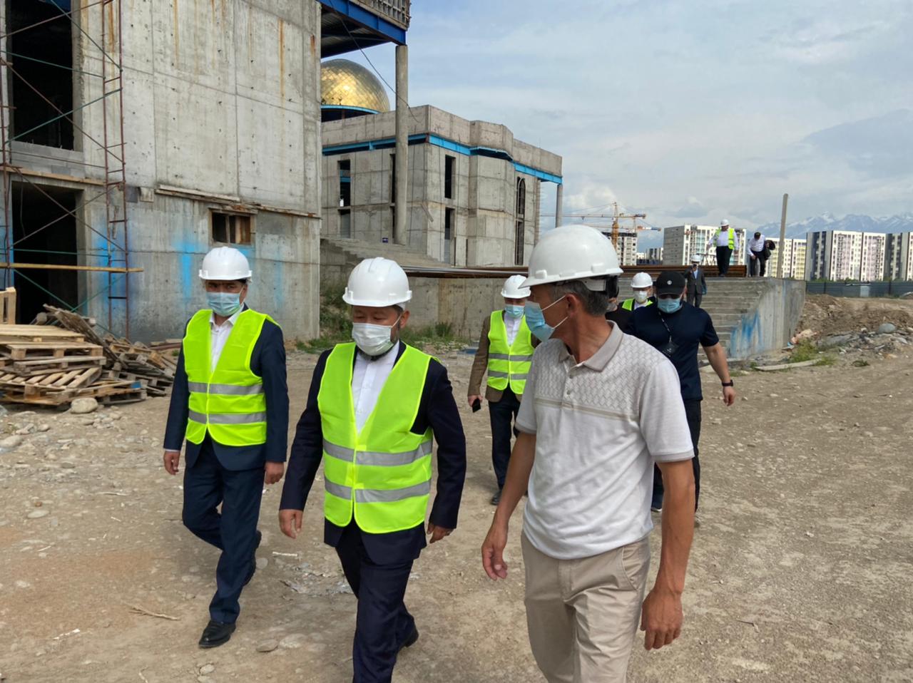 ҚМДБ төрағасы жаңа зәулім мешіттің құрылысымен танысты
