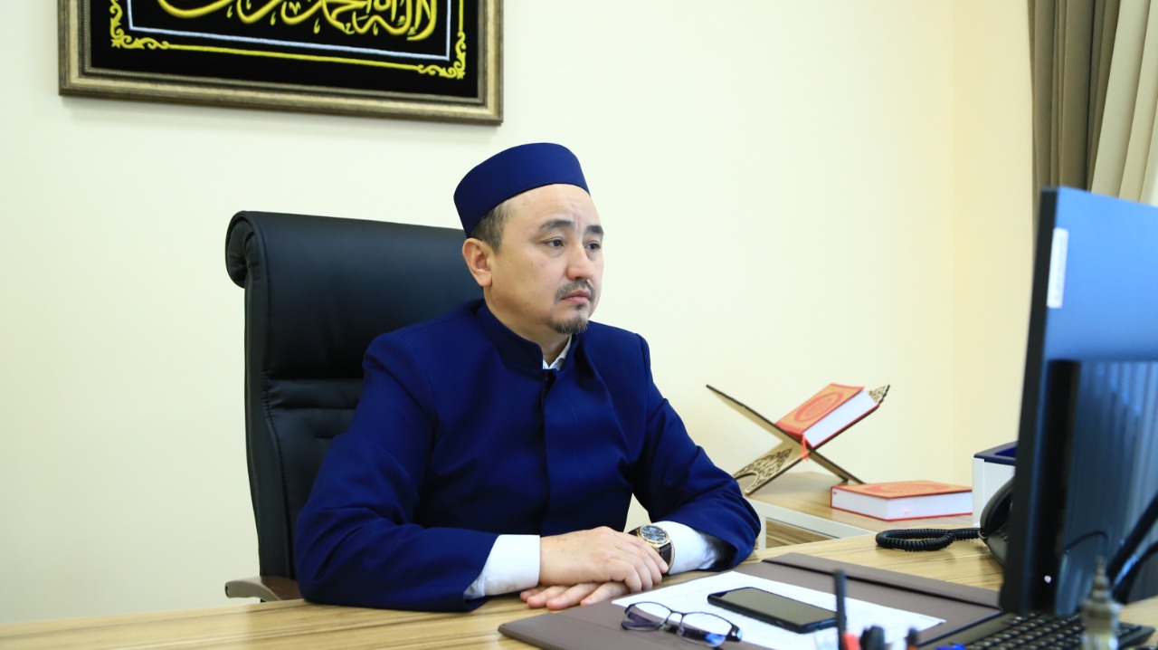 Наиб мүфти халықаралық онлайн конференцияға қатысты (фото)