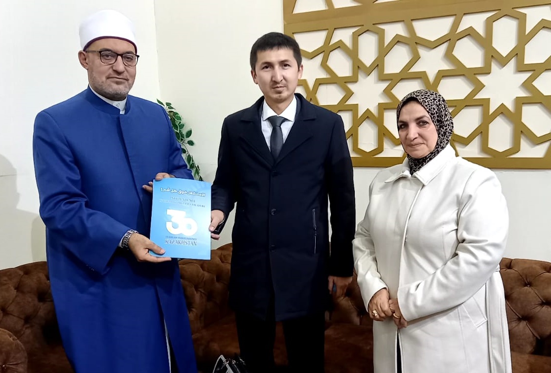 ҚМДБ: Мысырдағы өкілдікте өткен кездесу