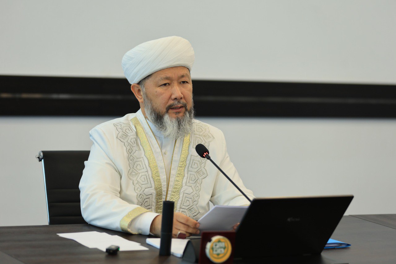 Бас мүфти Рамазанның алғашқы он күніндегі жұмыстардың есебін тыңдады