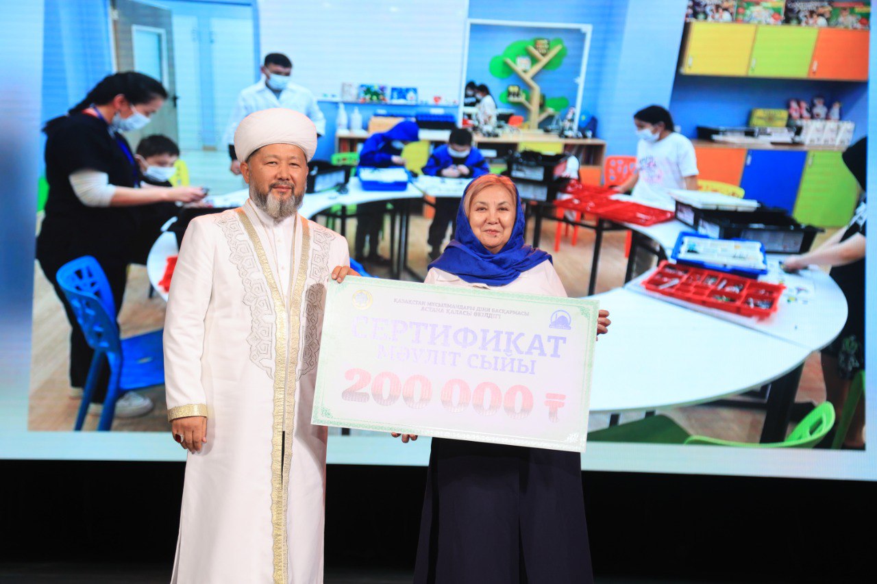 Рухани кеште «Мәуліт сыйы» мен Ұмра жолдамасы табысталды