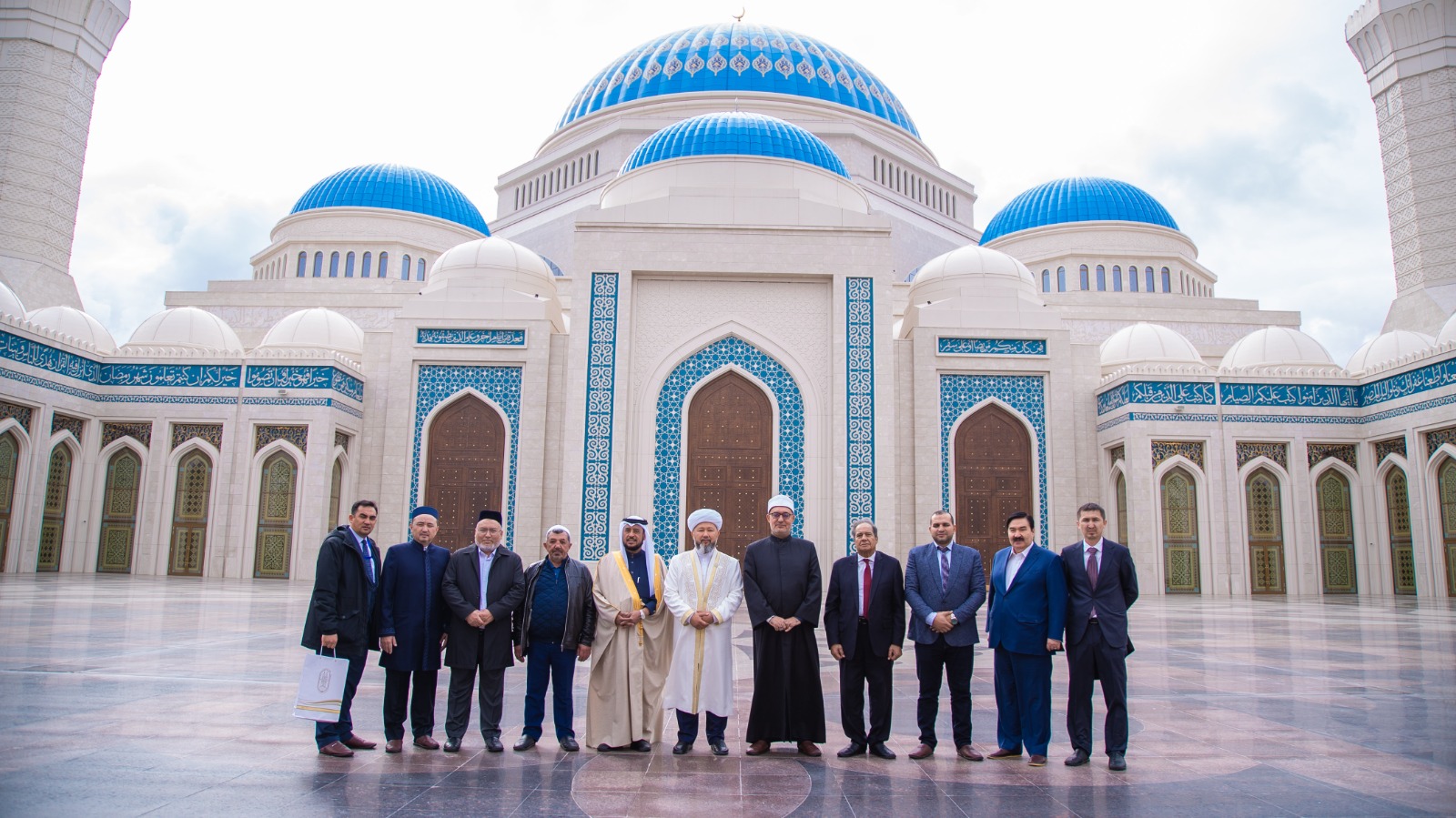 Бас мүфти шетелдік делегациямен кездесті (фото)