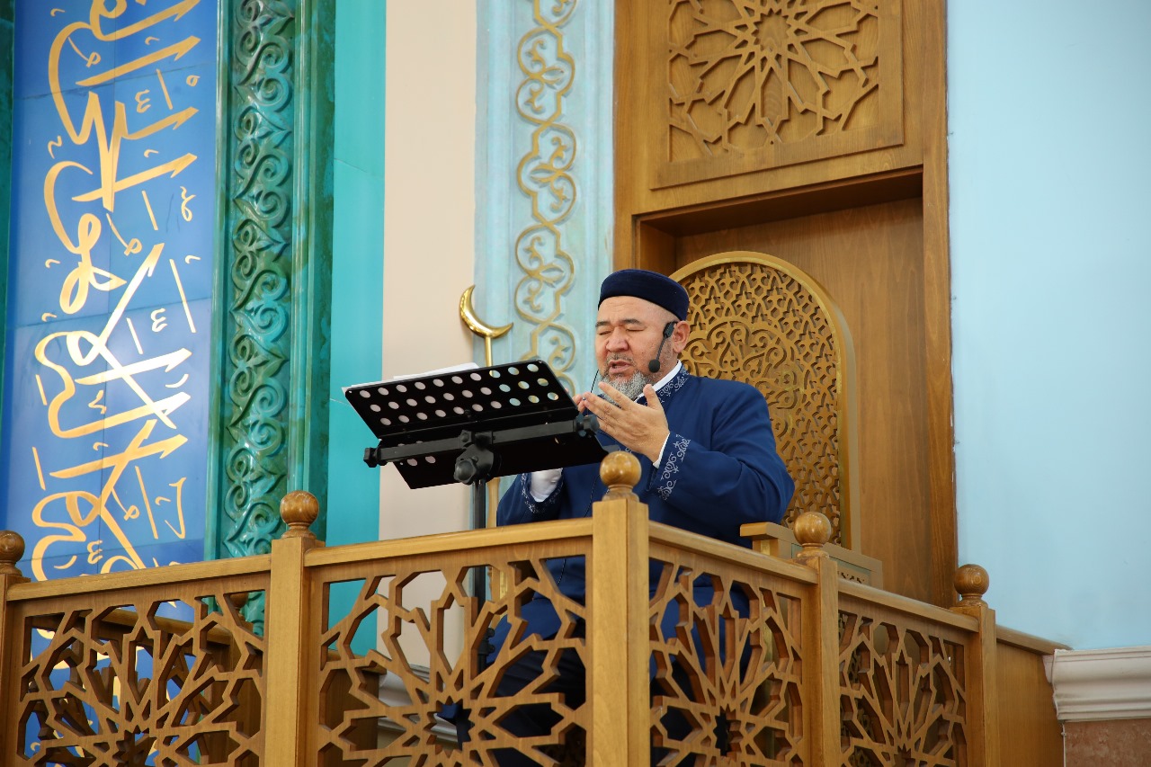 «Әл-Фараби»: Наиб мүфти жемқорлықтың зардабы жайлы насихат айтты (фото)