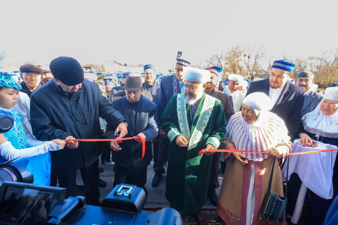 Абай облысында жаңа мешіт ел игіліне берілді