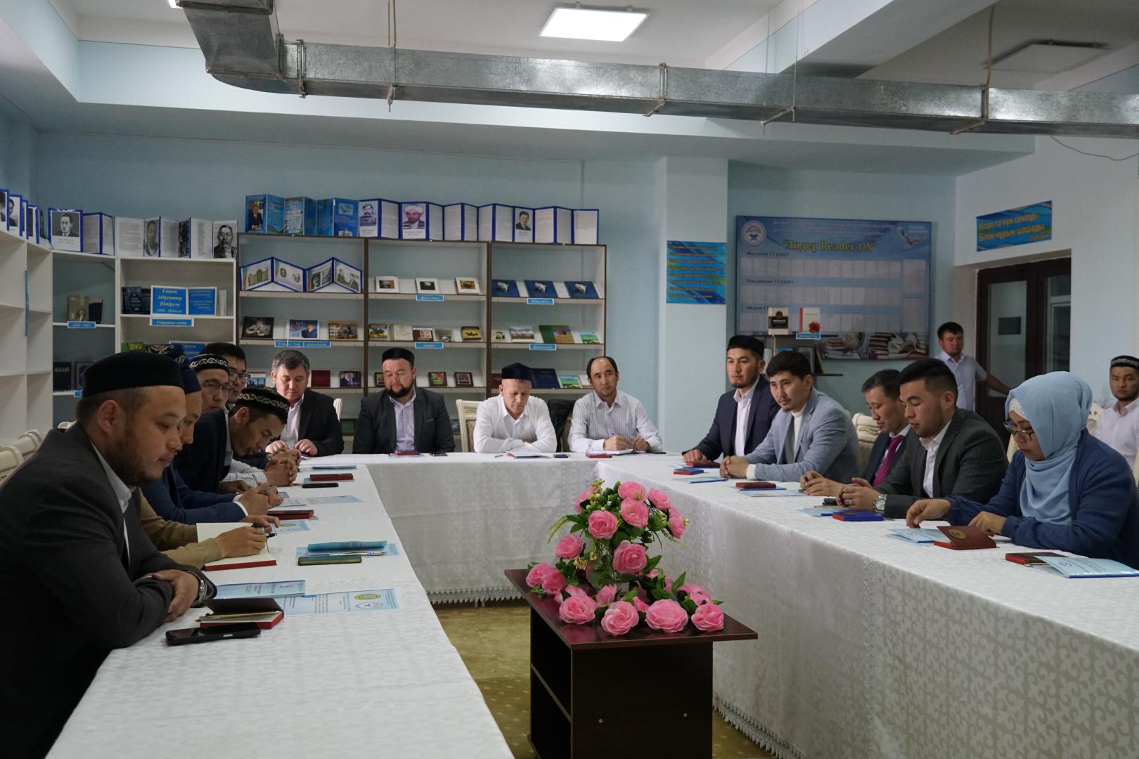 «Сарыағаш» медресесінде республикалық семинар өтті (фото)