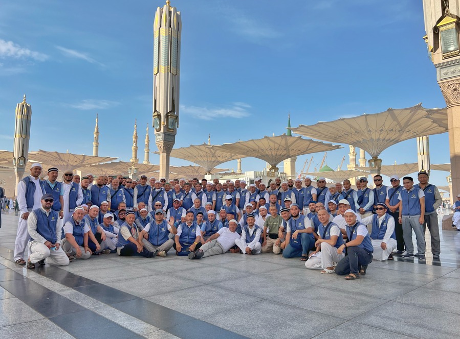 Қазақстандық қажылар Мәдина қаласына жетті (фото)