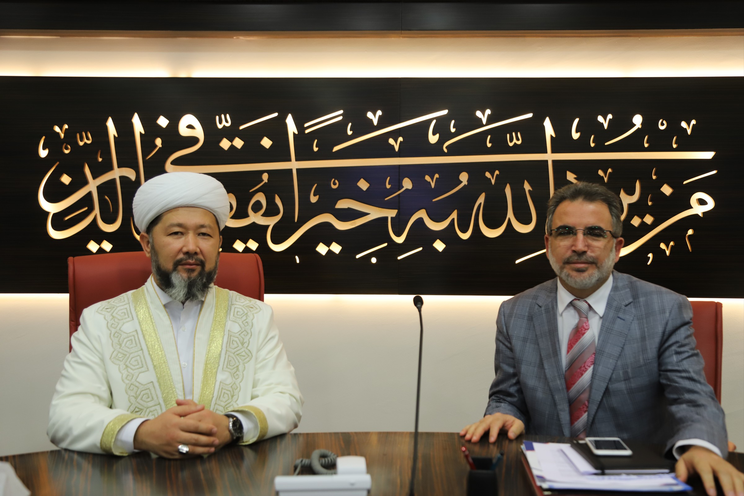 Наурызбай қажы Тағанұлы Түркия Ғұламалар кеңесінің жұмысымен танысты (фото)