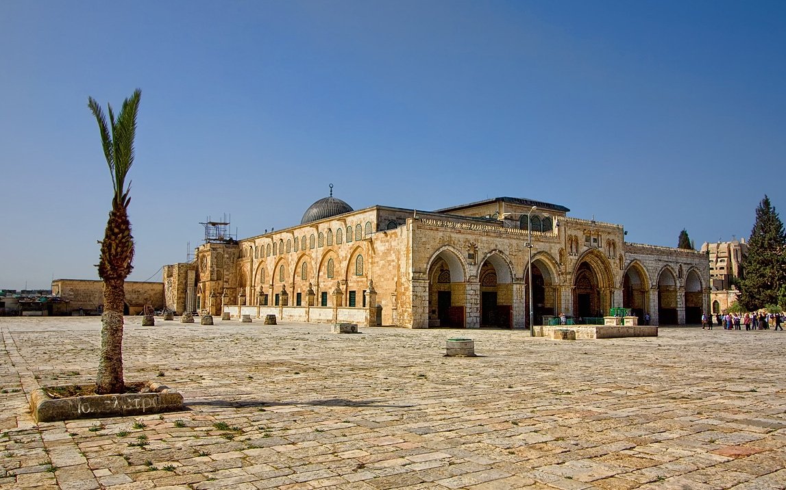 Кто построил аль аксу. Мечеть Аль-Акса в Иерусалиме. Мечеть Аль Масджид Аль Акса. Мечеть Алякса в Иерусалиме.