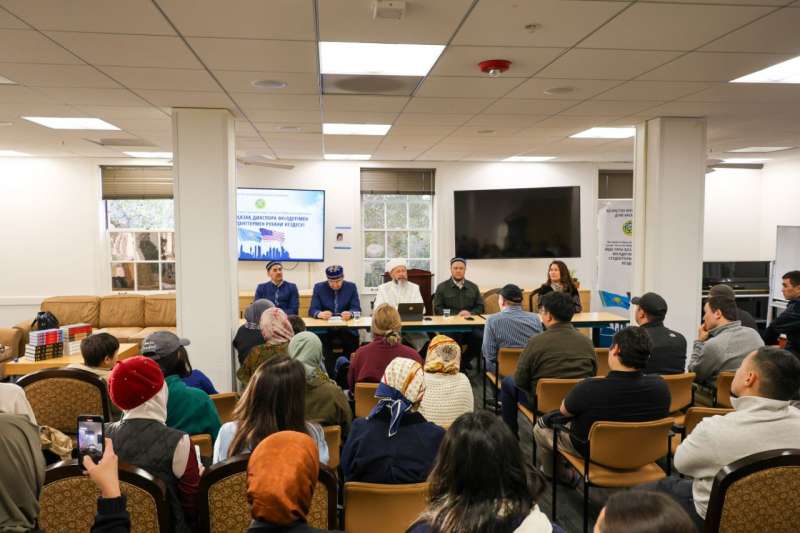 ҚМДБ делегациясы Сан-Францискодағы қазақ диаспорасымен кездесті