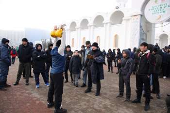 «Әл-Фараби»: Ораза айтта ұлттық ойындардан сайыс өтті (фото)